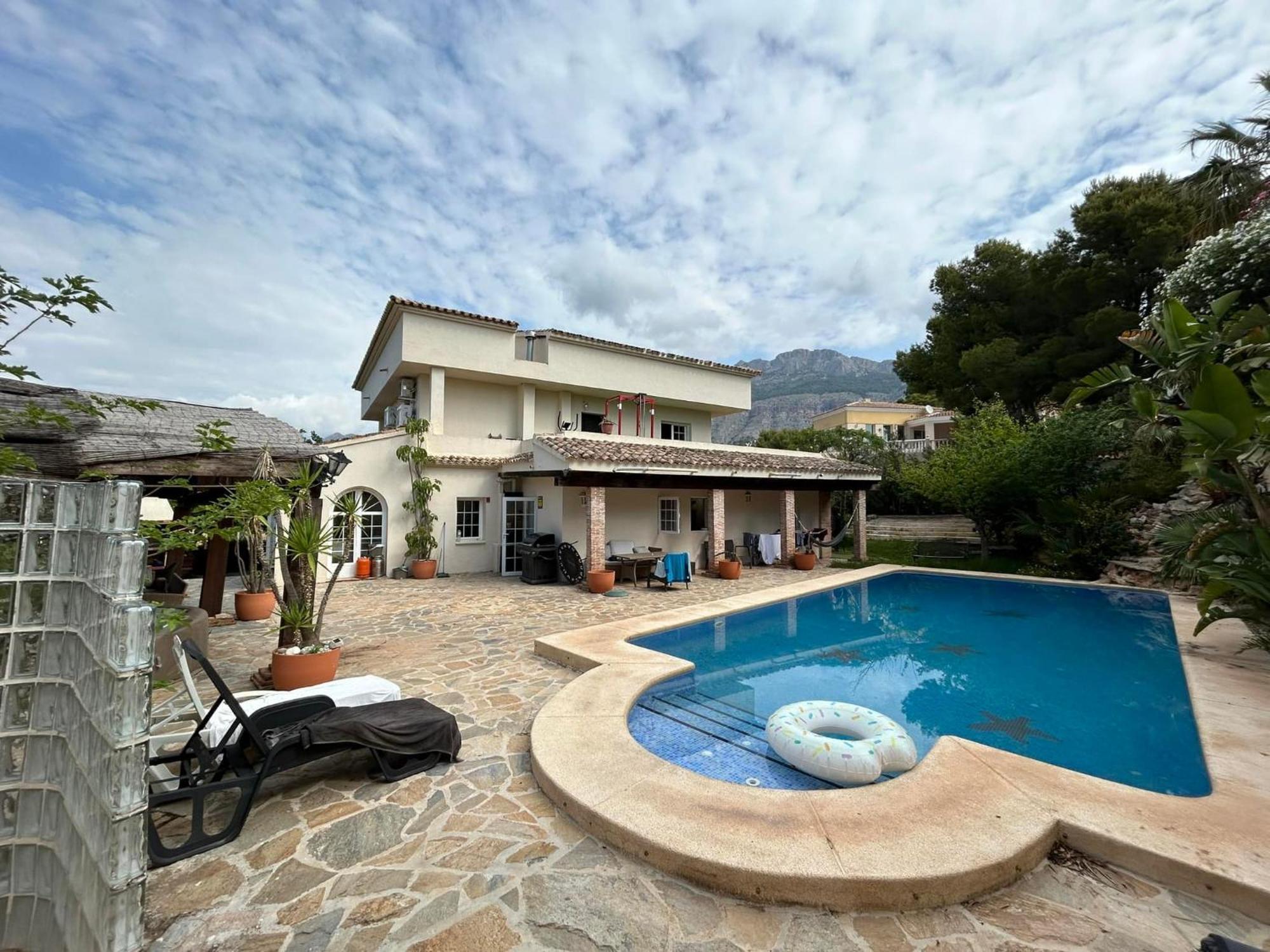 Cyclolodge Villa *